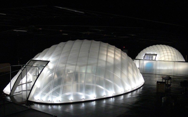 Ein Leichtbau-Pavillon der Planex Technik in Textil GmbH, der als Kulisse für den Hollywood-Film „SELF/LESS“ diente.