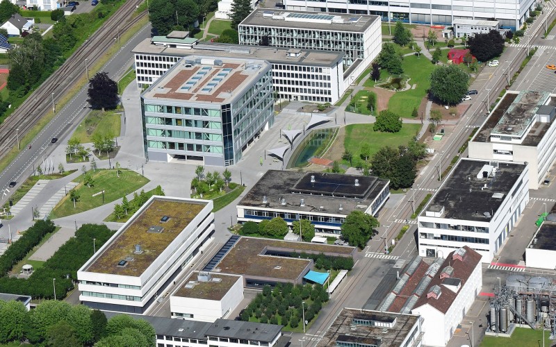 Sonnensegel-von-Planex-am-Roche-Campus—Bild-8